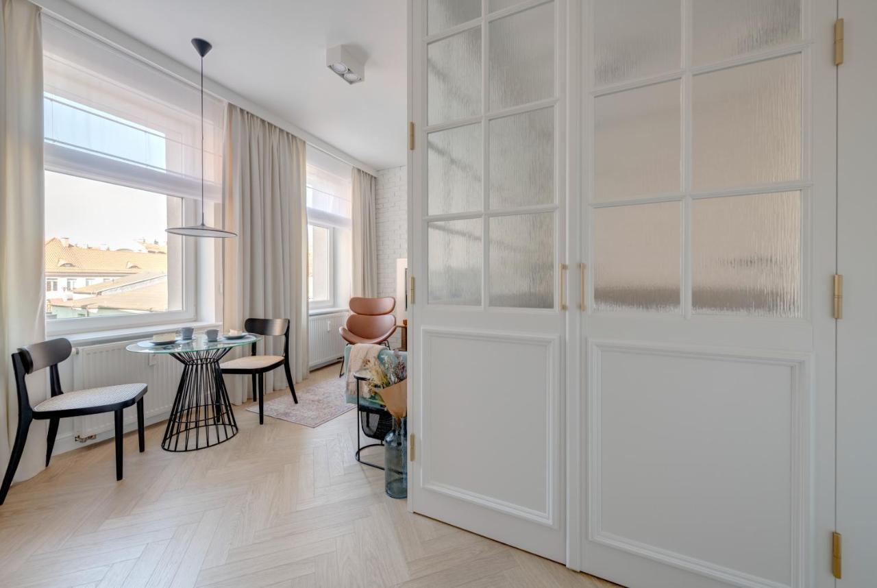 Studio In Main District In Gdansk Wrzeszcz Apartment ภายนอก รูปภาพ