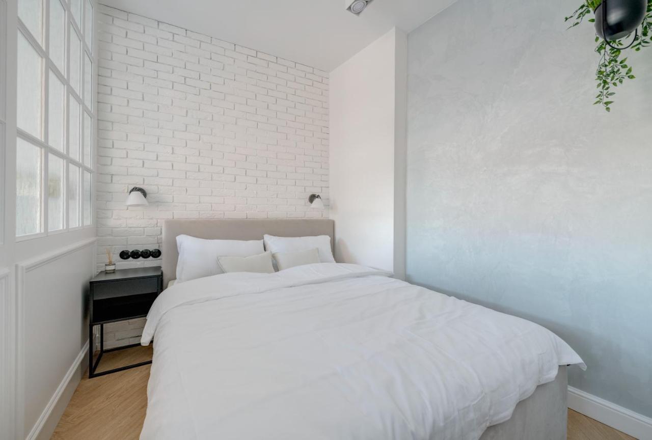 Studio In Main District In Gdansk Wrzeszcz Apartment ภายนอก รูปภาพ
